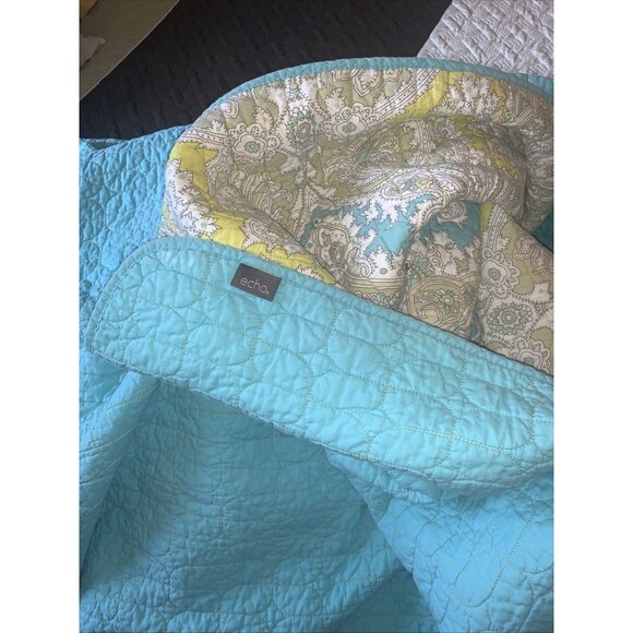 Echo Design 3 piece quilt queenComforter  Sham Set - Picture 6 of 16